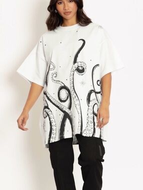 Blackmilk Space Tentacles Mono Giant Tee